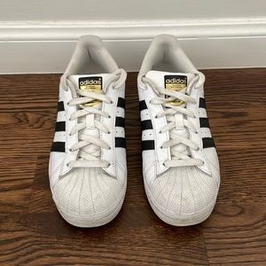 Adidas Superstar sneakers, size 6.5. Good condition.
